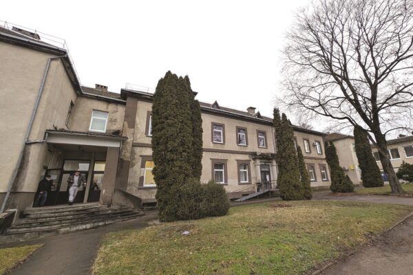 Poliklinikos odontologai persikėlė į kitas patalpas