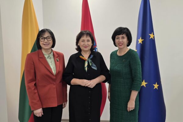 Kultūros ministerija imasi lyderystės užtikrinant užsieniečių kalbinę ir sociokultūrinę integraciją