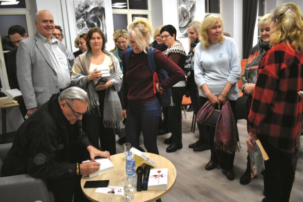 „Metų pažintyje“ – Algirdas Kaušpėdas ir jo romanas „Koplyčia“